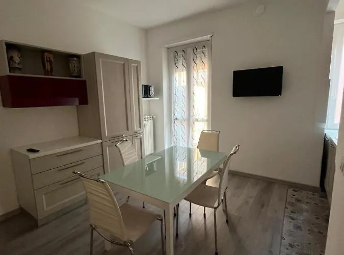 Santa Rita Apartment *